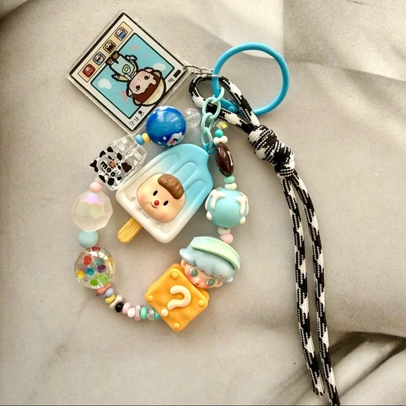 Dimoo inspired cute bag charm - Picture 1 of 3